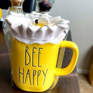 NEW Rae Dunn Busy Bee Mug